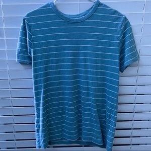 Gap T-Shirt Mens S Blue with White Stripes